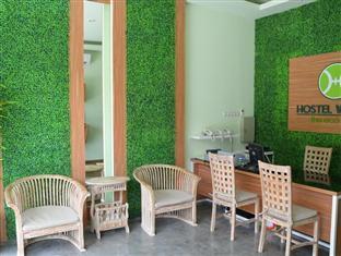 The Eco-Living Hostel Denpasar Extérieur photo