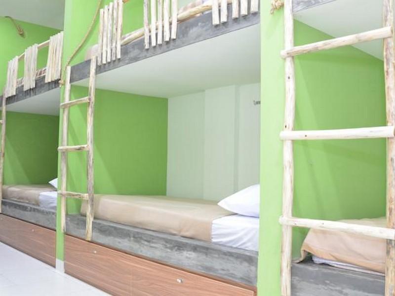 The Eco-Living Hostel Denpasar Extérieur photo