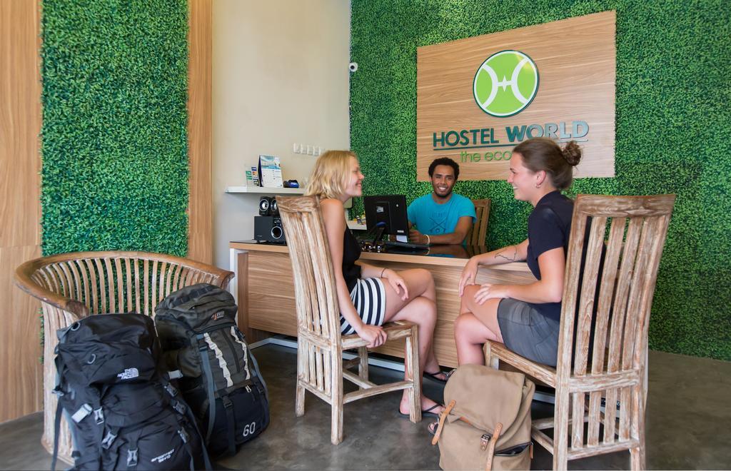 The Eco-Living Hostel Denpasar Extérieur photo